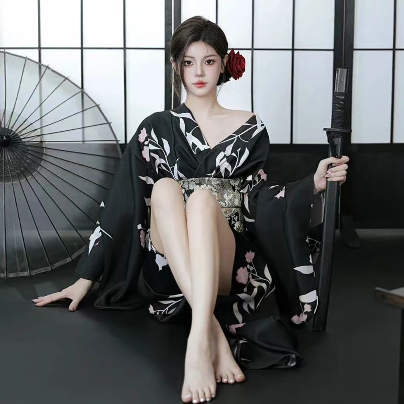 Black Japanese Kimono Gothic A - مراجعة Asian Cosplay Anime وسعره